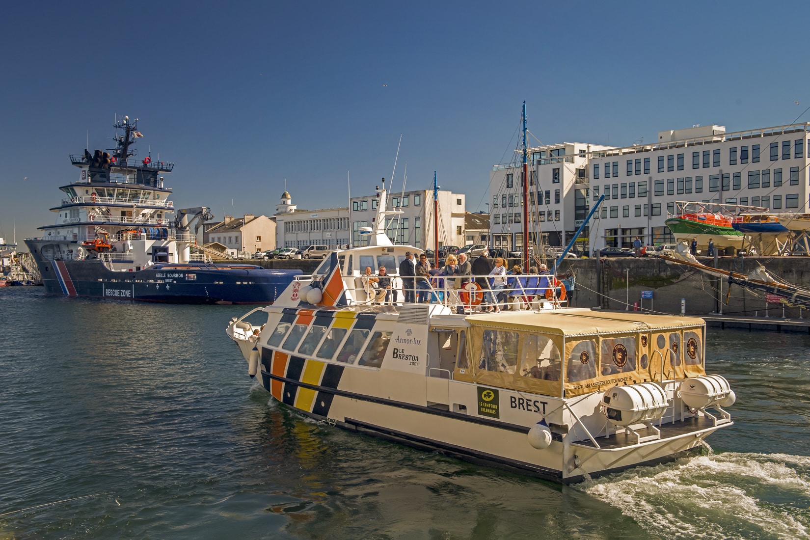 Océanopolis,
 La rade, les ports