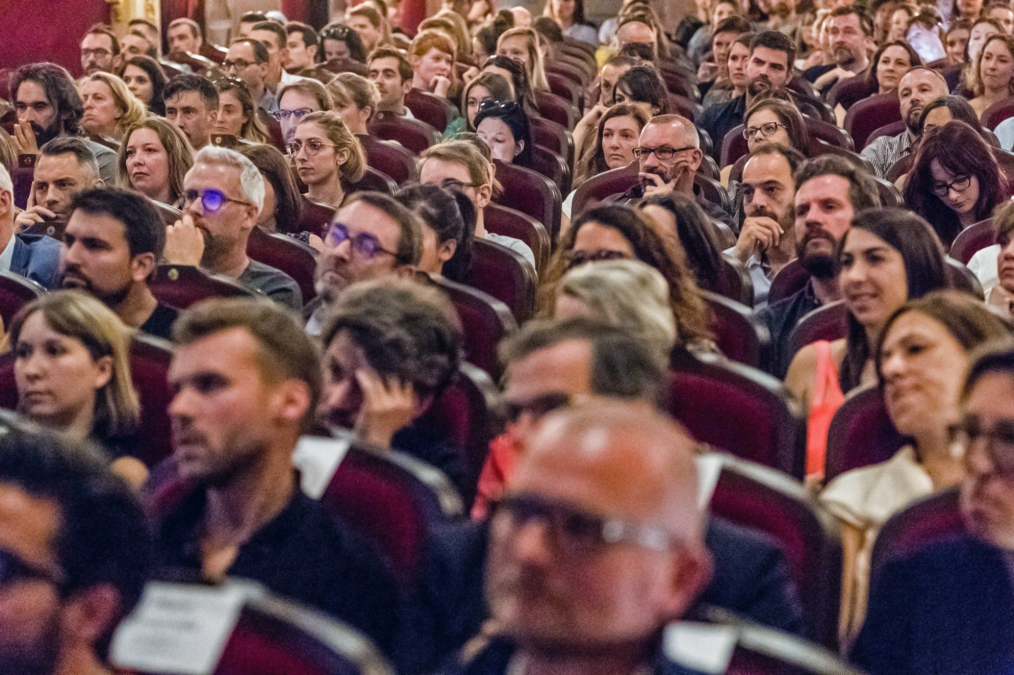 Le public lors de la remise des prix Com&Medias 2019 © Garnier Studios