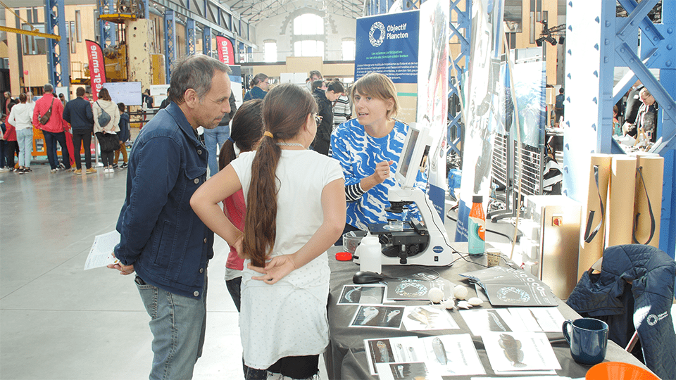 Village des sciences 2022 aux Ateliers des Capucins avec Océanopolis